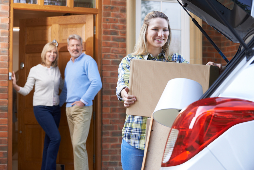 Guide to Packing and Moving to College